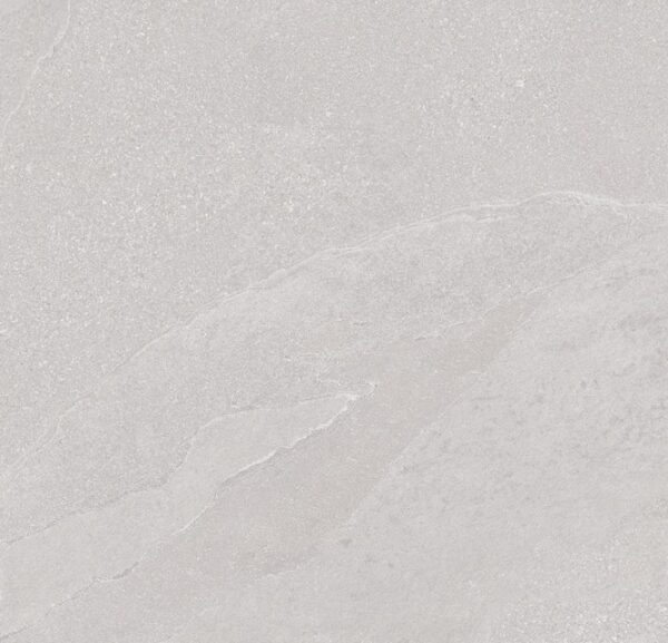 ARDESIA BIANCO lichtgrijze steenlook tegel 80x80cm met matte textuur – porseleinen tegel van Tegelplus voor rustgevende Belgische interieurs