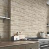 FOSSIL PERLA beige metro tegel 7.5x30cm met matte afwerking – keramische wandtegel van Tegelplus voor keuken en badkamer in België