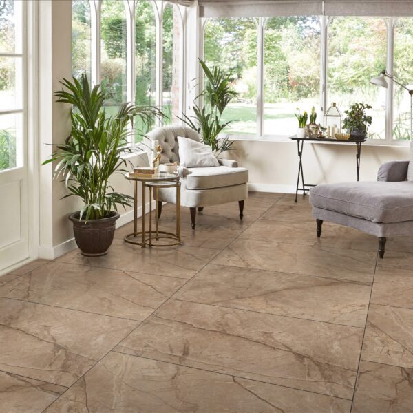 HARMONY BROWN porseleinen tegel 60x120 cm – bruine marmerlook met carving structuur – luxe vloertegel bij Tegelplus België