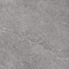 Grijze 60x60x2 cm keramische buitentegel met natuursteenlook en antislip oppervlak – Tegelplus België