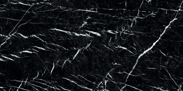 MARQUINA ROYAL NERO zwarte marmerlook tegel 60x120cm met witte adering en hoogglans afwerking – porseleinen tegel van Tegelplus voor stijlvolle Belgische interieurs