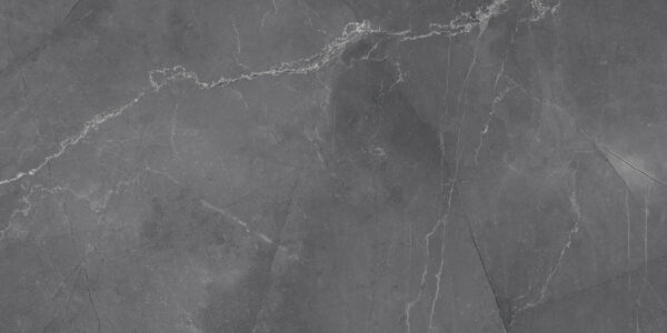 PULPIS CLASSIC GREY marmerlook tegel 60x120cm met grijze adering en carving textuur – moderne porseleinen tegel van Tegelplus voor Belgische interieurs