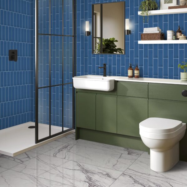 SANDSTONE CYAN BLEU 7.5x30cm glanzende tegel met zandsteenstructuur in levendige cyaanblauwe kleur tiles