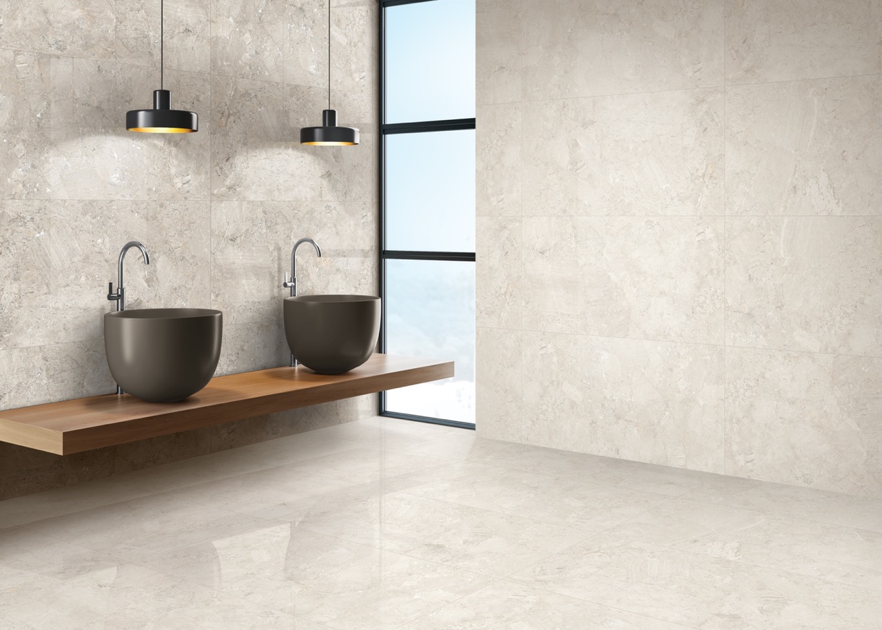 Modern bathroom with VERSACE WHITE marble-look wall and floor tiles
