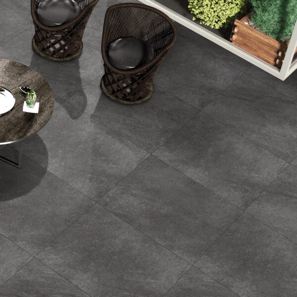 HARYANA NERO zwarte steenlook tegels, porselein, antislip R11 – formaten 60x60 en 80x80 cm – buitentegel voor België – Tegelplus